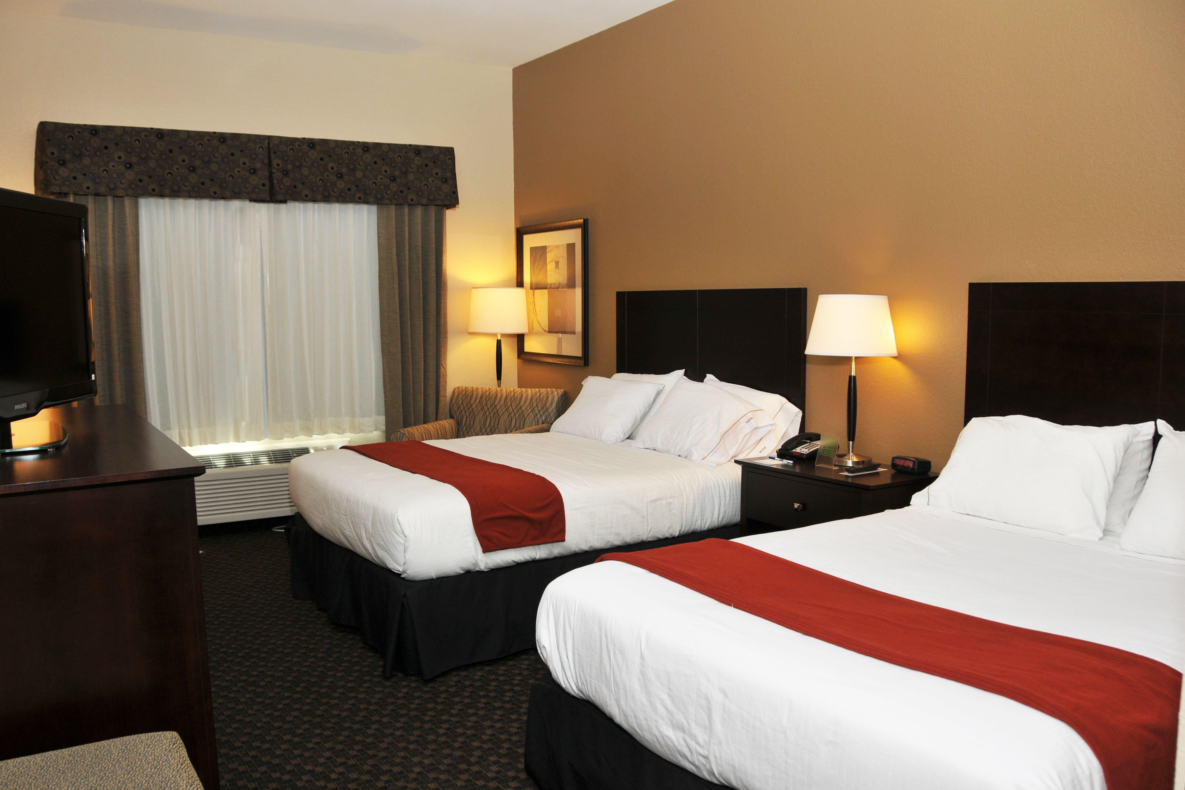 Holiday Inn Express & Suites Clinton By Ihg Eksteriør bilde